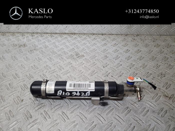 Używane Generator gazu Mercedes B (W246/W242) 1.6 B-180 BlueEFFICIENCY Turbo 16V Cena € 100,00 Procedura marży oferowane przez kaslo auto parts