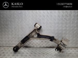 Used Front wishbone, left Mercedes B (W246,242) 1.6 B-180 BlueEFFICIENCY Turbo 16V Price € 40,00 Margin scheme offered by kaslo auto parts
