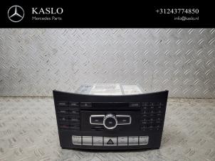 Used Navigation control panel Mercedes E (C207) E-250 CDI 16V Price € 300,00 Margin scheme offered by kaslo auto parts