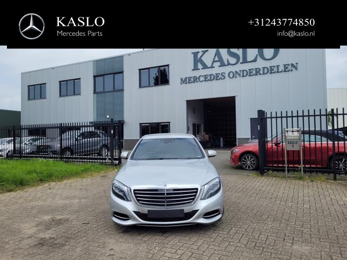 Używane Maska Mercedes S (222.0/222.1) 3.0 S-350 BlueTEC, S-350d 24V Cena € 800,00 Procedura marży oferowane przez kaslo auto parts
