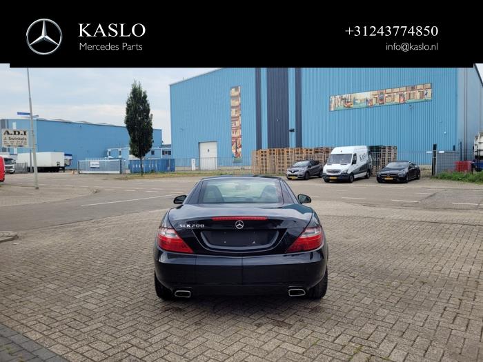 Begagnade Baklucka Mercedes SLK (R172) 1.8 200 16V BlueEFFICIENCY Pris € 400,00 Marginaltabell erbjuds av kaslo auto parts