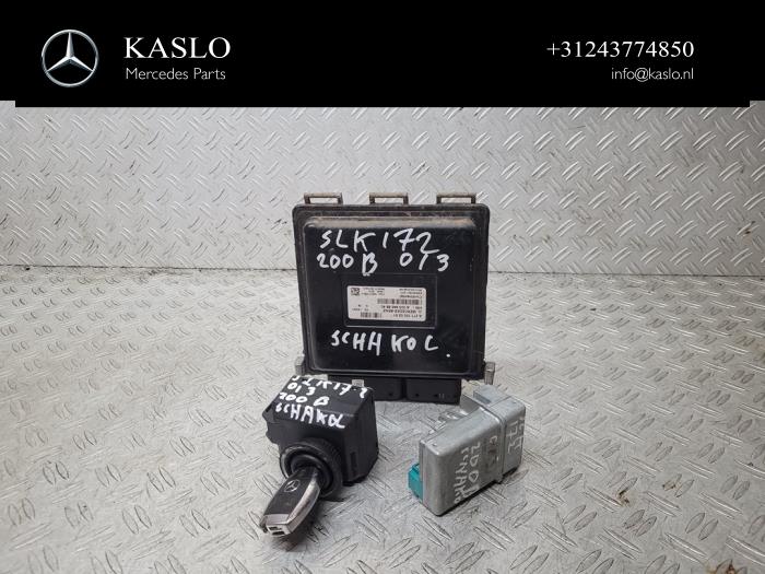 Used Ignition lock + computer Mercedes SLK (R172) 1.8 200 16V BlueEFFICIENCY Price € 300,00 Margin scheme offered by kaslo auto parts