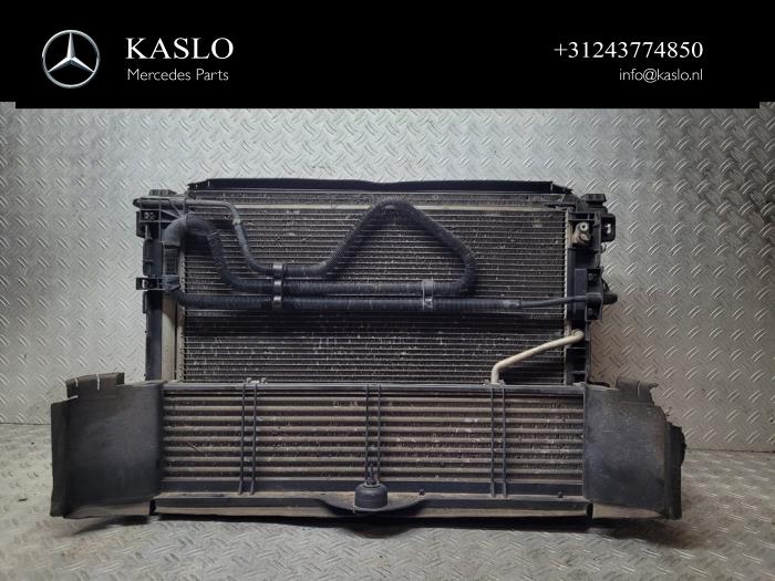Usados Intercooler Mercedes SLK (R172) 1.8 200 16V BlueEFFICIENCY Precio € 50,00 Norma de margen ofrecido por kaslo auto parts