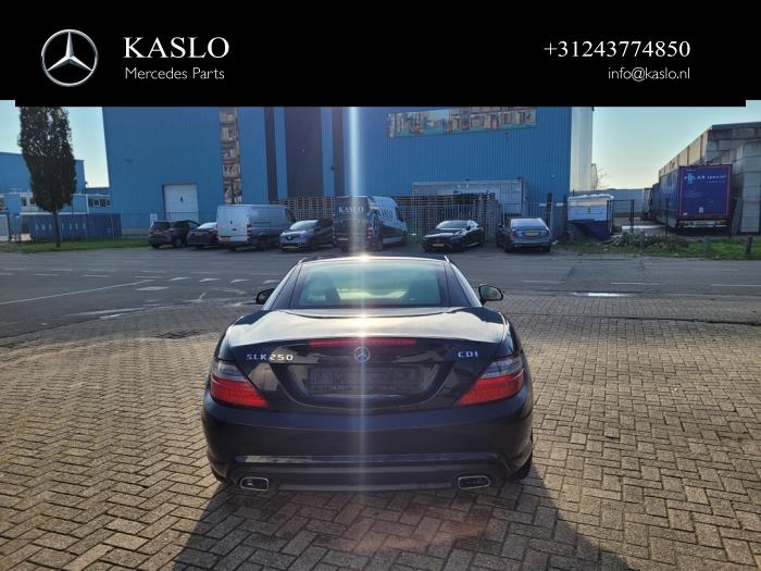 Begagnade Baklucka Mercedes SLK (R172) 2.1 250 CDI 16V BlueEFFICIENCY Pris € 400,00 Marginaltabell erbjuds av kaslo auto parts