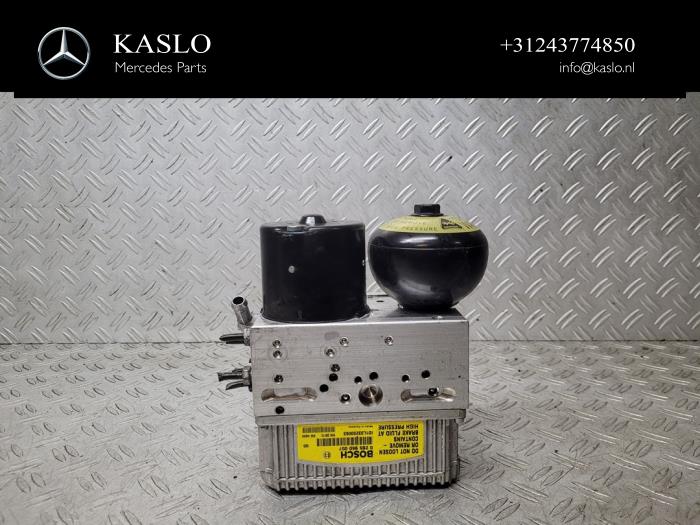 Used ABS pump Mercedes SL (R230) 5.0 SL-500 V8 24V Price € 750,00 Margin scheme offered by kaslo auto parts