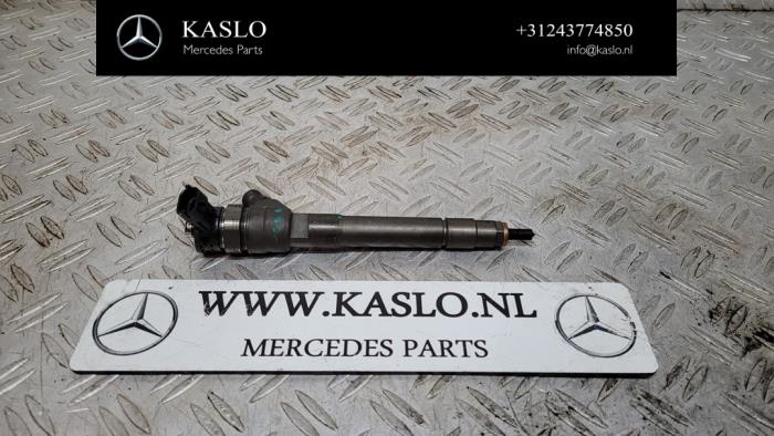 Usagé Injecteurs Mercedes C (W205) C-200 1.6 CDI BlueTEC, C-200 d 16V Prix € 100,00 Règlement à la marge proposé par kaslo auto parts