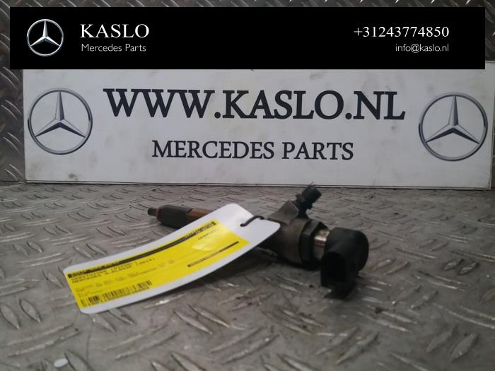 Usados Inyector (diésel) Mercedes A (W176) 1.5 A-180 CDI, A-180d 16V Precio € 75,00 Norma de margen ofrecido por kaslo auto parts