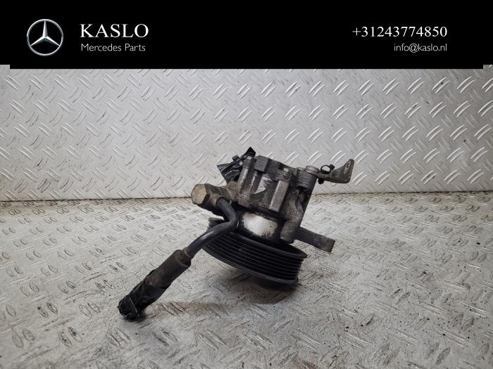 Usagé Pompe de direction Mercedes ML II (164/4JG) 3.0 ML-320 CDI 4-Matic V6 24V Prix € 150,00 Règlement à la marge proposé par kaslo auto parts