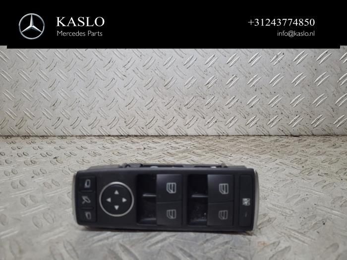 Usados Interruptor de ventanilla eléctrica Mercedes CLS (C218) 350 CDI BlueEfficiency 3.0 V6 24V Precio € 50,00 Norma de margen ofrecido por kaslo auto parts