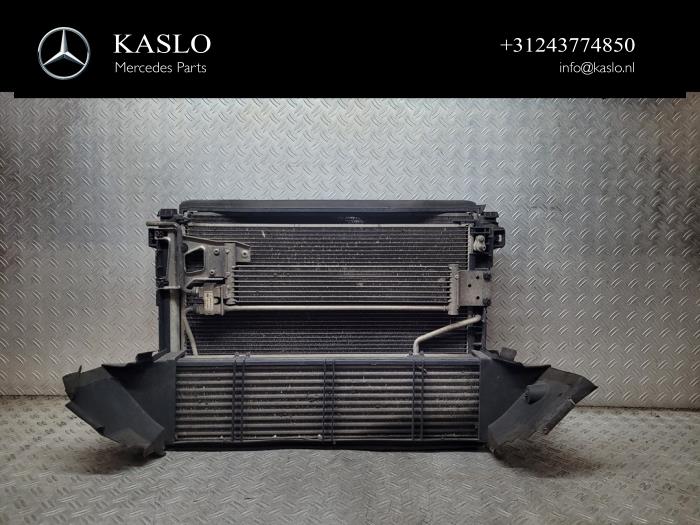 Usados Intercooler Mercedes CLS (C218) 350 CDI BlueEfficiency 3.0 V6 24V Precio € 50,00 Norma de margen ofrecido por kaslo auto parts