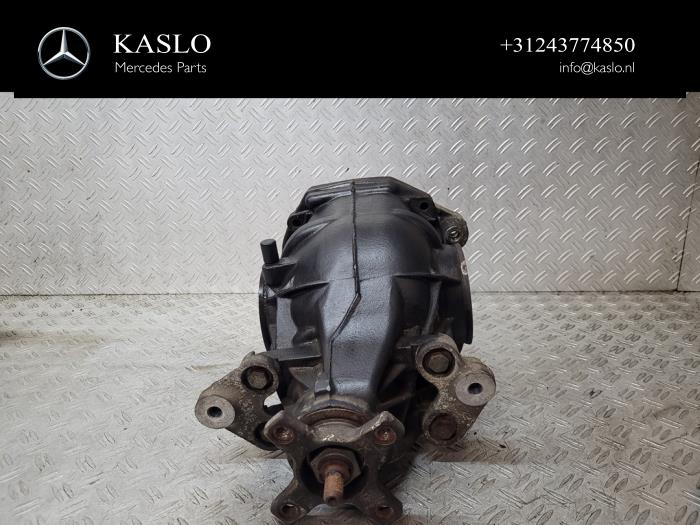 Usagé Différentiel arrière Mercedes S (222.0/222.1) 3.0 S-350 BlueTEC, S-350d 24V Prix € 300,00 Règlement à la marge proposé par kaslo auto parts