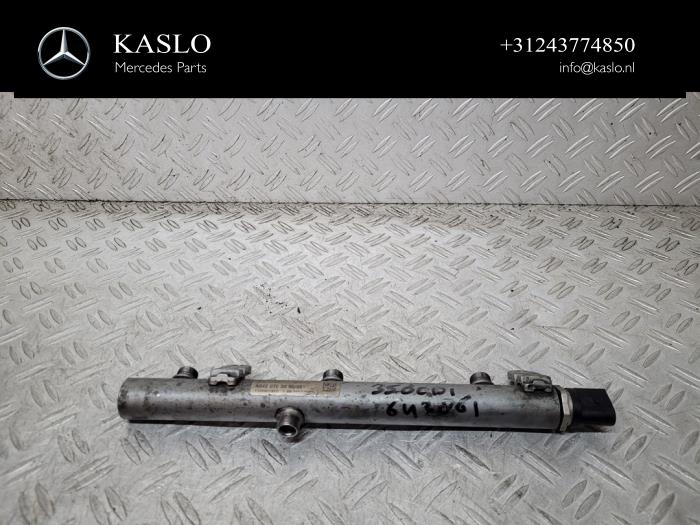 Gebrauchte Einspritzdüse (Einspritzer) Mercedes S (222.0/222.1) 3.0 S-350 BlueTEC, S-350d 24V Preis € 50,00 Margenregelung angeboten von kaslo auto parts