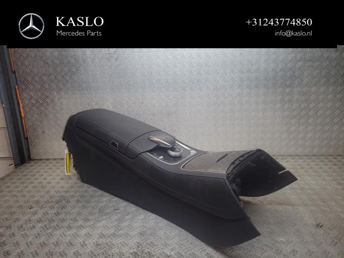 Begagnade Mittkonsol Mercedes S (222.0/222.1) 3.0 S-350 BlueTEC, S-350d 24V Pris € 500,00 Marginaltabell erbjuds av kaslo auto parts