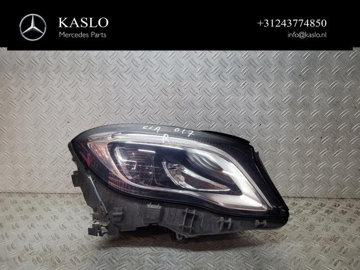 Używane Reflektor prawy Mercedes GLA (156.9) 1.8 200 CDI, d 16V Cena € 750,00 Procedura marży oferowane przez kaslo auto parts