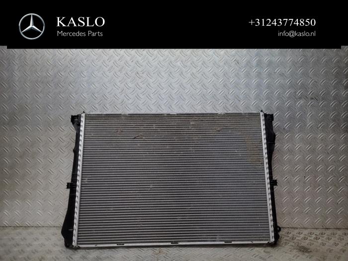 Used Radiator Mercedes E (R238) E-220d 2.0 Turbo 16V Price € 150,00 Margin scheme offered by kaslo auto parts