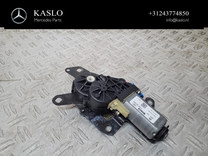 Begagnade Cabrioletmotor Mercedes E (R238) E-220d 2.0 Turbo 16V Pris € 125,00 Marginaltabell erbjuds av kaslo auto parts