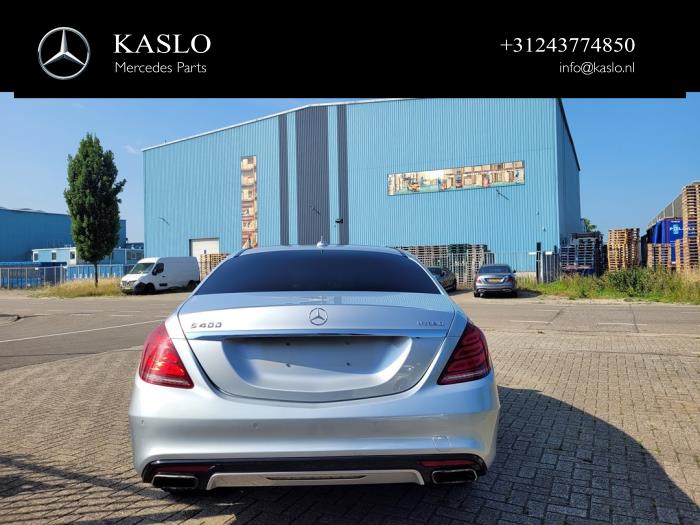 Używane Tylna klapa Mercedes S (222.0/222.1) 3.5 S-400 Hybrid 24V Cena € 750,00 Procedura marży oferowane przez kaslo auto parts