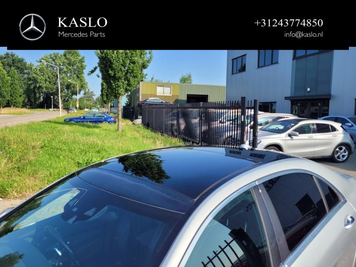 Używane Dach panoramiczny Mercedes S (222.0/222.1) 3.5 S-400 Hybrid 24V Cena € 1.500,00 Procedura marży oferowane przez kaslo auto parts