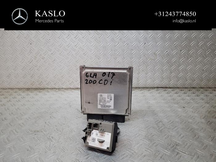 Used Ignition lock + computer Mercedes GLA (156.9) 1.8 200 CDI, d 16V Price € 250,00 Margin scheme offered by kaslo auto parts