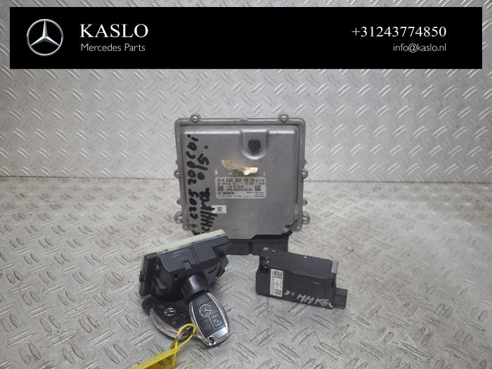 Used Ignition lock + computer Mercedes C Estate (S205) C-200 BlueTEC, C-200 d 1.6 16V Price € 300,00 Margin scheme offered by kaslo auto parts