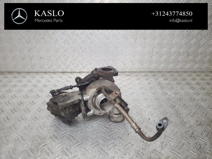 Usagé Turbo Mercedes S (W220) 4.0 S-400 CDI V8 32V Prix € 200,00 Règlement à la marge proposé par kaslo auto parts