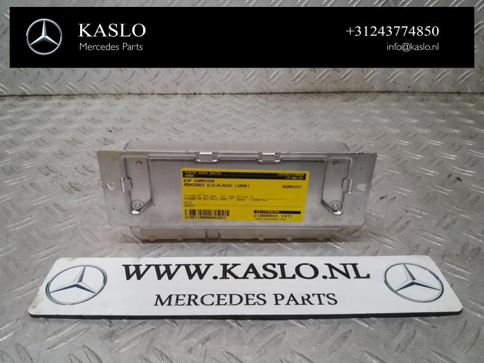 Begagnade ESP-dator Mercedes CLS (C219) 320 CDI 24V Pris € 100,00 Marginaltabell erbjuds av kaslo auto parts