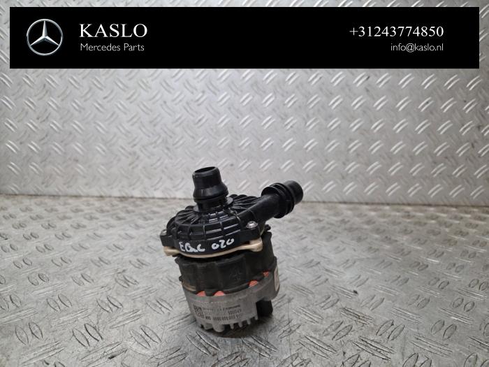 Begagnade Extra vattenpump Mercedes EQC (N293) 400 4-Matic 80 kWh Pris € 100,00 Marginaltabell erbjuds av kaslo auto parts