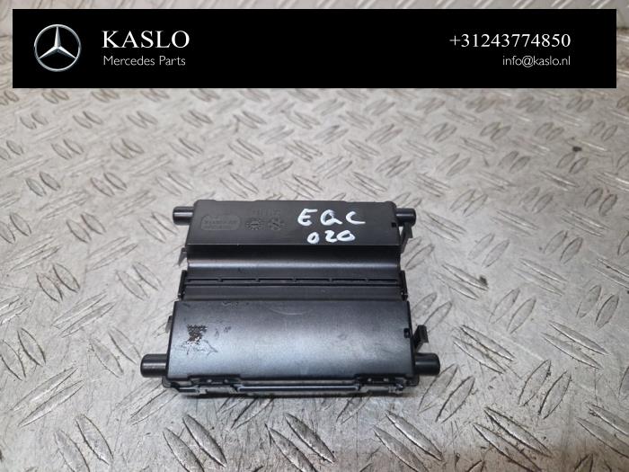 Używane Modul climatronic Mercedes EQC (N293) 400 4-Matic 80 kWh Cena € 50,00 Procedura marży oferowane przez kaslo auto parts