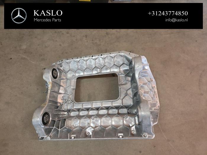 Used Engine mount Mercedes EQA (N243) 250 67 kWh Price € 300,00 Margin scheme offered by kaslo auto parts