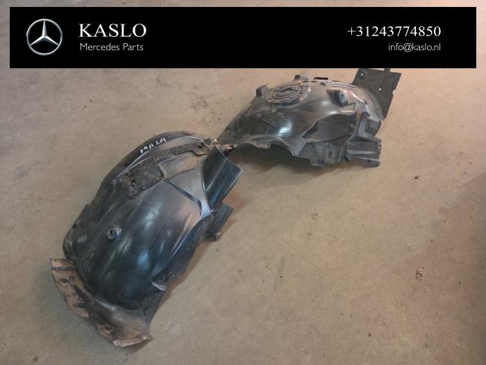 Używane Nadkole Mercedes EQA (N243) 250 67 kWh Cena € 100,00 Procedura marży oferowane przez kaslo auto parts
