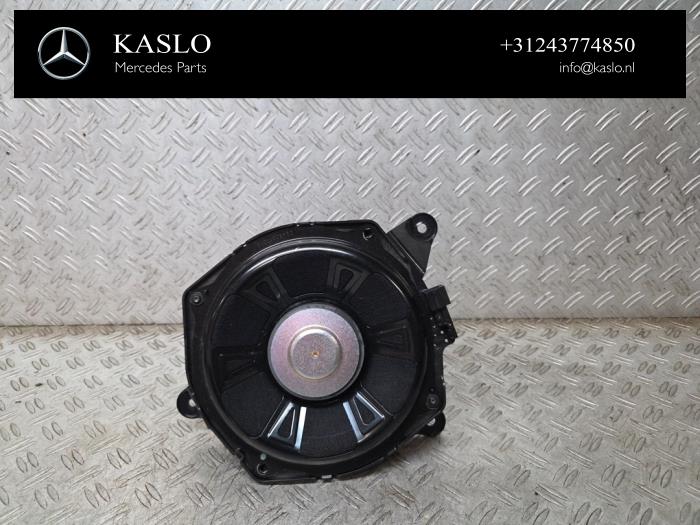 Begagnade Bashögtalare Mercedes B (W247) 1.3 B-180 Turbo 16V Pris € 75,00 Marginaltabell erbjuds av kaslo auto parts