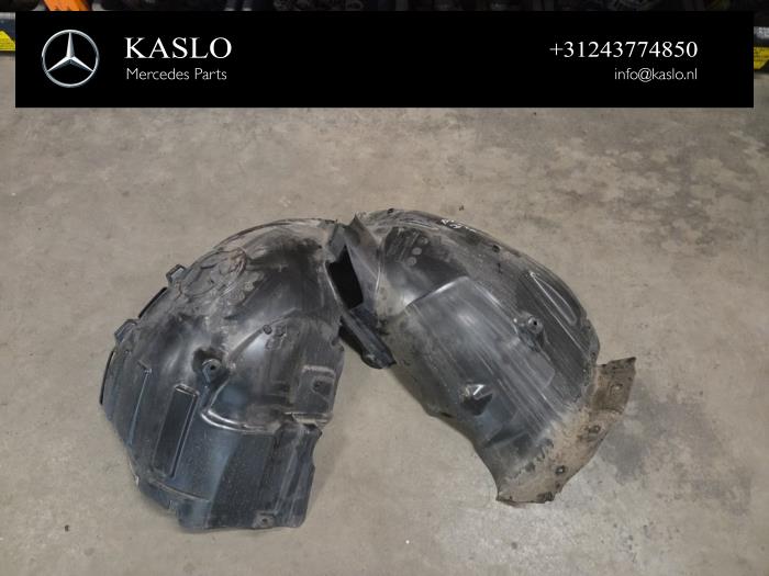 Używane Nadkole Mercedes B (W247) 1.3 B-180 Turbo 16V Cena € 75,00 Procedura marży oferowane przez kaslo auto parts