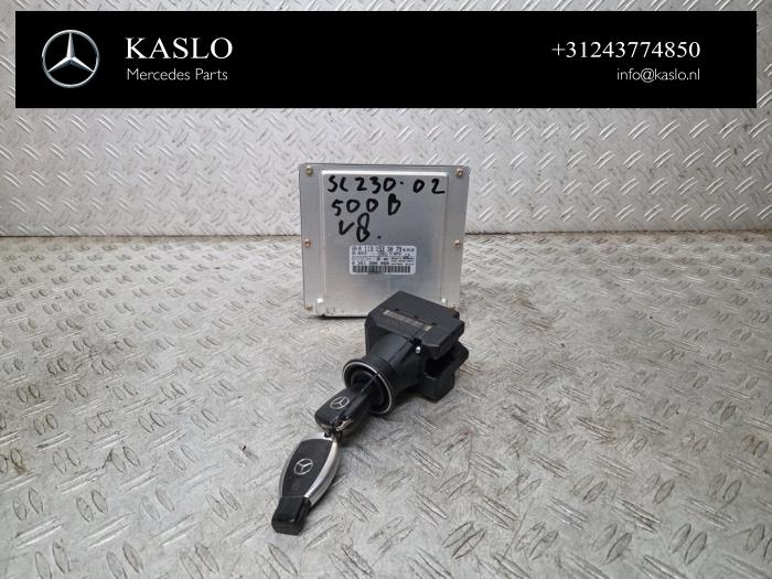 Used Ignition lock + computer Mercedes SL (R230) 5.0 SL-500 V8 24V Price € 350,00 Margin scheme offered by kaslo auto parts