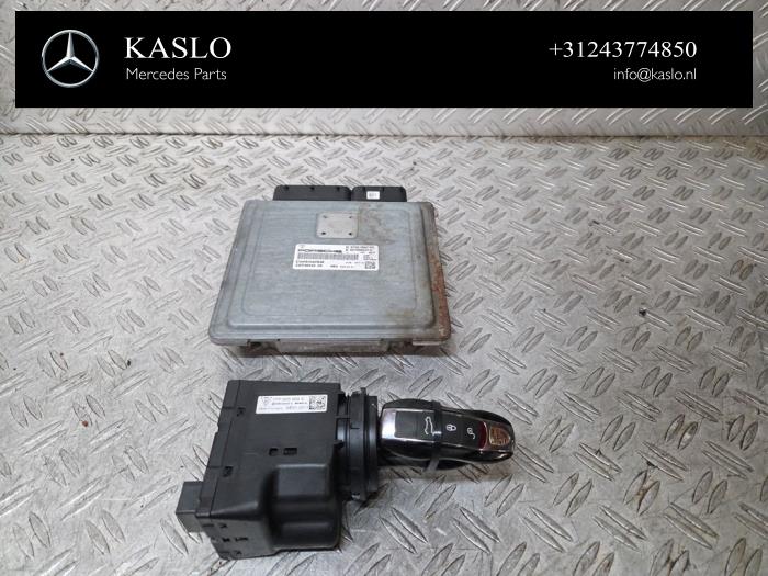 Used Ignition lock + computer Porsche Panamera (970) 4.8 V8 32V 4S Price € 500,00 Margin scheme offered by kaslo auto parts