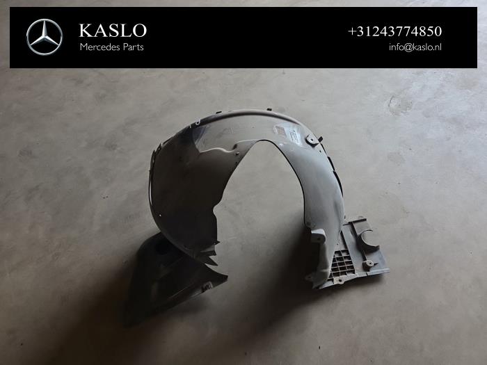 Używane Nadkole Porsche Panamera (970) 4.8 V8 32V 4S Cena € 100,00 Procedura marży oferowane przez kaslo auto parts