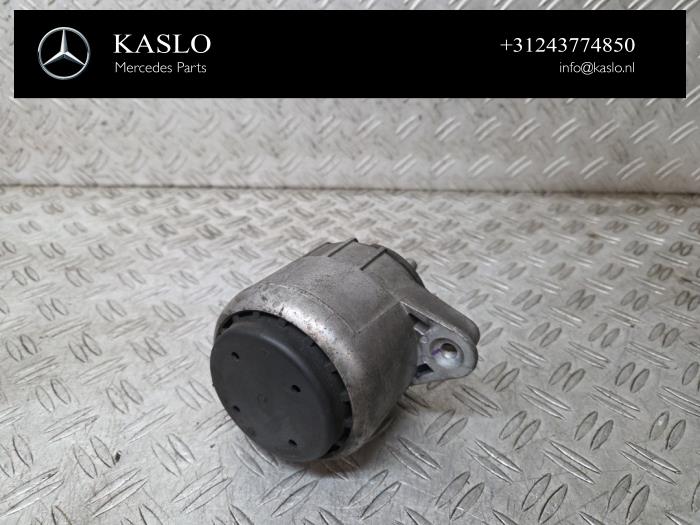 Used Engine mount Porsche Panamera (970) 4.8 V8 32V 4S Price € 50,00 Margin scheme offered by kaslo auto parts