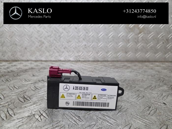 Begagnade Luftkvalitetssensor Mercedes E (W213) E-200d 2.0 Turbo 16V Pris € 30,00 Marginaltabell erbjuds av kaslo auto parts