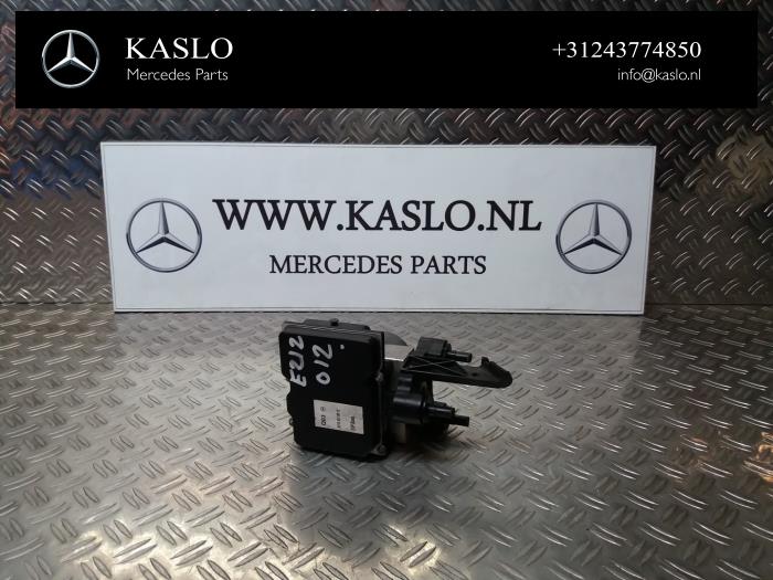 Begagnade ABS-pump Mercedes E Estate (S212) E-350 CGI V6 24V BlueEfficiency Pris € 200,00 Marginaltabell erbjuds av kaslo auto parts