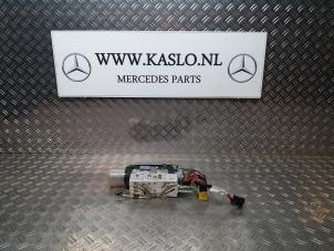 Usados Motor de capota Mercedes SLK (R171) 3.0 280 V6 24V Precio € 175,00 Norma de margen ofrecido por kaslo auto parts