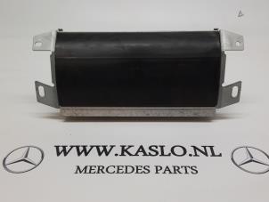 Used Right airbag (dashboard) Mercedes CLK Price on request offered by kaslo auto parts