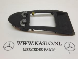 Usagé Commutateur rétroviseur Mercedes SLK (R171) Prix sur demande proposé par kaslo auto parts