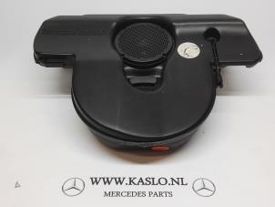 Used Subwoofer Mercedes A (W169) Price on request offered by kaslo auto parts