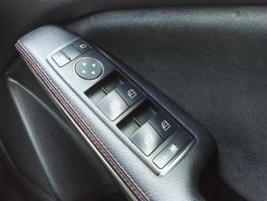 Gebrauchte Elektrisches Fenster Schalter Mercedes A (W176) 1.8 A-180 CDI 16V Autom. Preis € 30,00 Margenregelung angeboten von kaslo auto parts