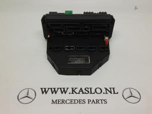 Usagé Boîte à fusibles Mercedes E (W212) Prix € 150,00 Règlement à la marge proposé par kaslo auto parts