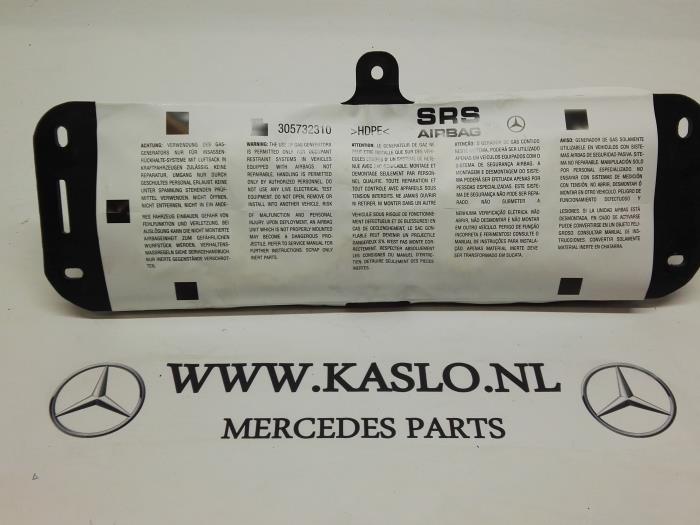 Poduszka powietrzna prawa (deska rozdzielcza) z Mercedes-Benz CLS (C219) 350 CGI 3.5 V6 24V 2006