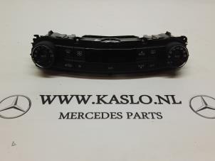 Used Air conditioning control panel Mercedes CLS (C219) 350 CGI 3.5 V6 24V Price on request offered by kaslo auto parts
