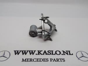 Used Rear door hinge, left Mercedes C (W204) Price on request offered by kaslo auto parts