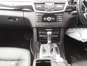 Used Gear stick Mercedes E Estate (S212) E-250 CDI 16V BlueEfficiency,BlueTEC Price on request offered by kaslo auto parts