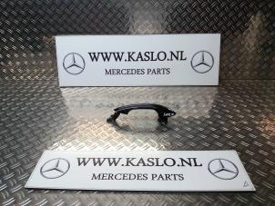 Used Rear door handle 4-door, right Mercedes C (W204) 1.8 C-180K 16V Price on request offered by kaslo auto parts