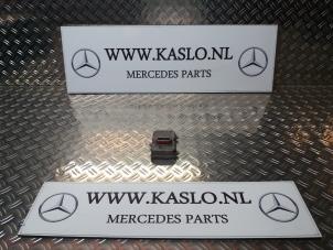 Used Xenon Starter Mercedes SLK (R171) 1.8 200 K 16V Price on request offered by kaslo auto parts